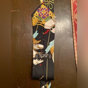 Hermes dramatic ship wreck scene tie